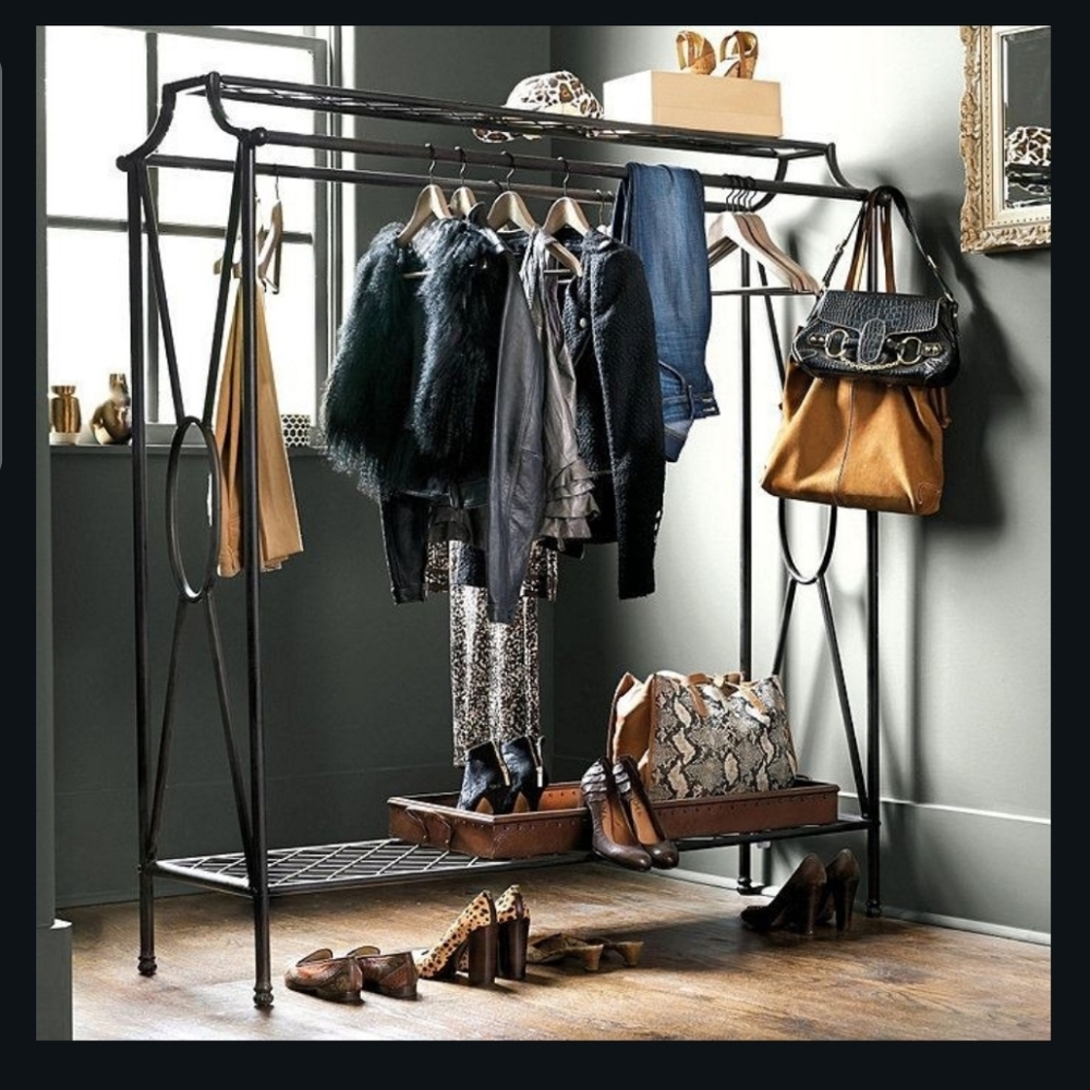 Welcome to my closet!